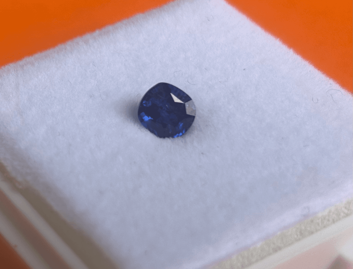 Blue Sapphire (Heated)