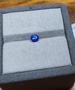 Blue Sapphire (Heated) 4